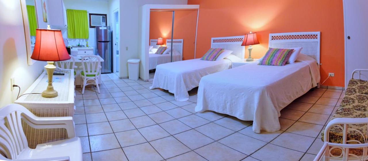 Aruba Quality Apartments & Suites Палм Бич Экстерьер фото