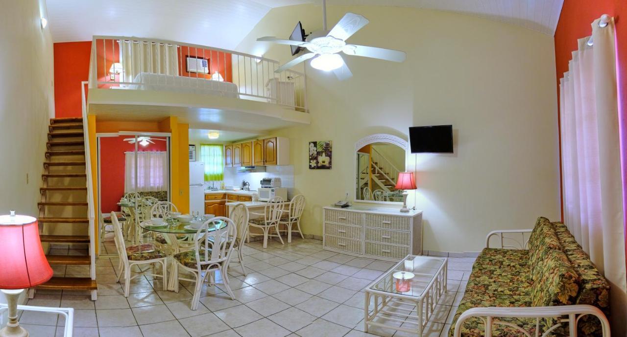 Aruba Quality Apartments & Suites Палм Бич Экстерьер фото