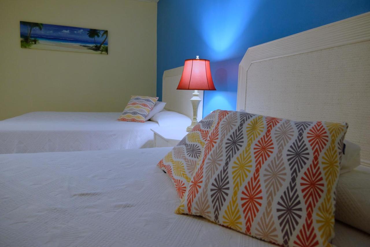 Aruba Quality Apartments & Suites Палм Бич Экстерьер фото