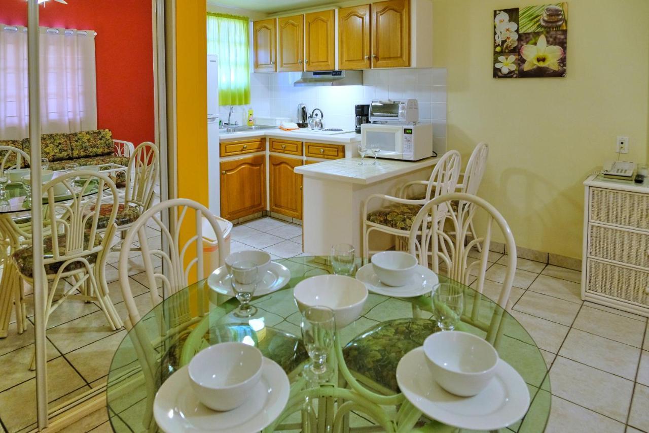 Aruba Quality Apartments & Suites Палм Бич Экстерьер фото