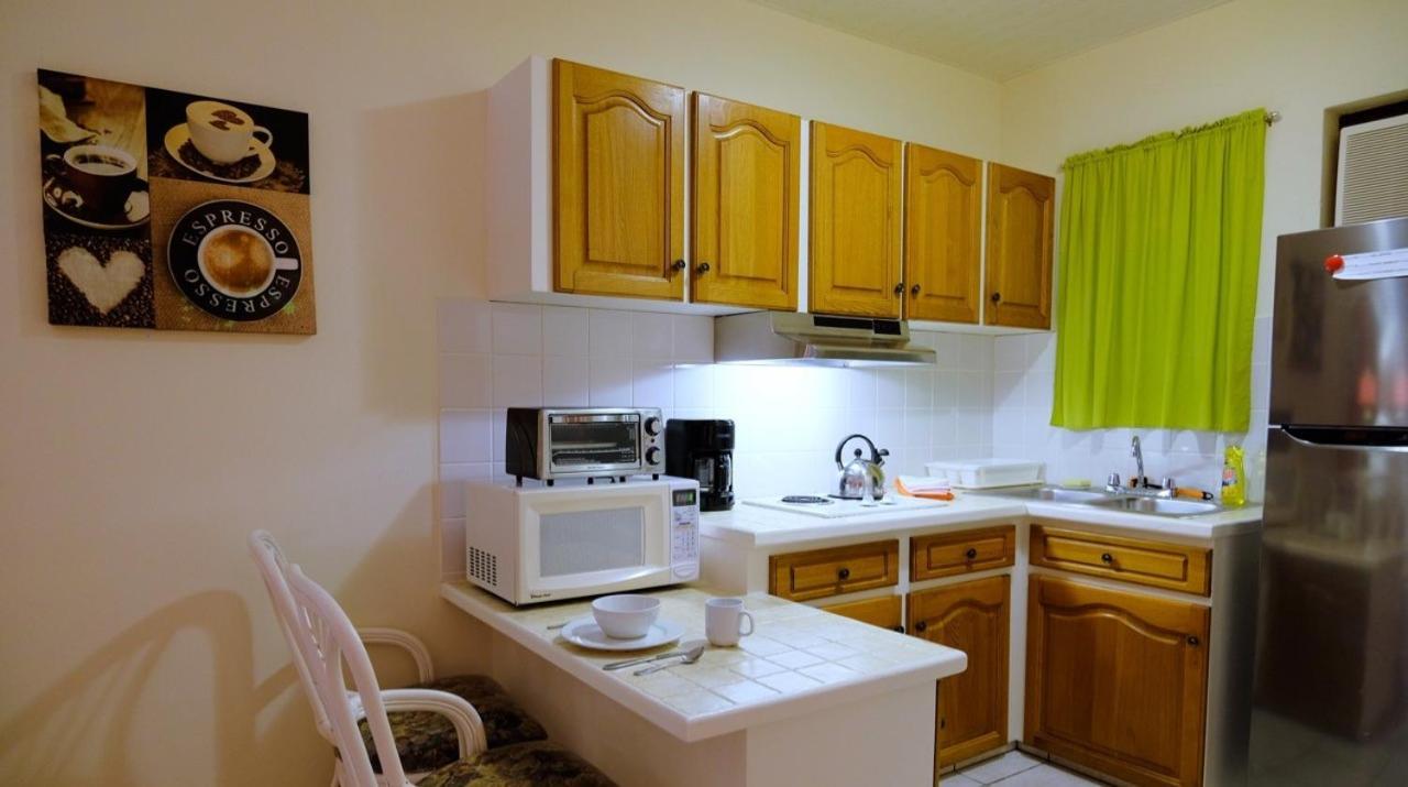 Aruba Quality Apartments & Suites Палм Бич Экстерьер фото